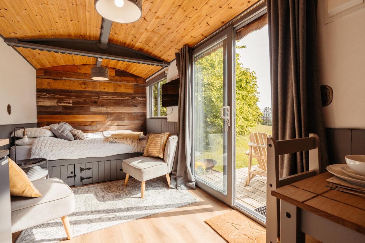 Cefn Crib Cabins Макънтлет Екстериор снимка