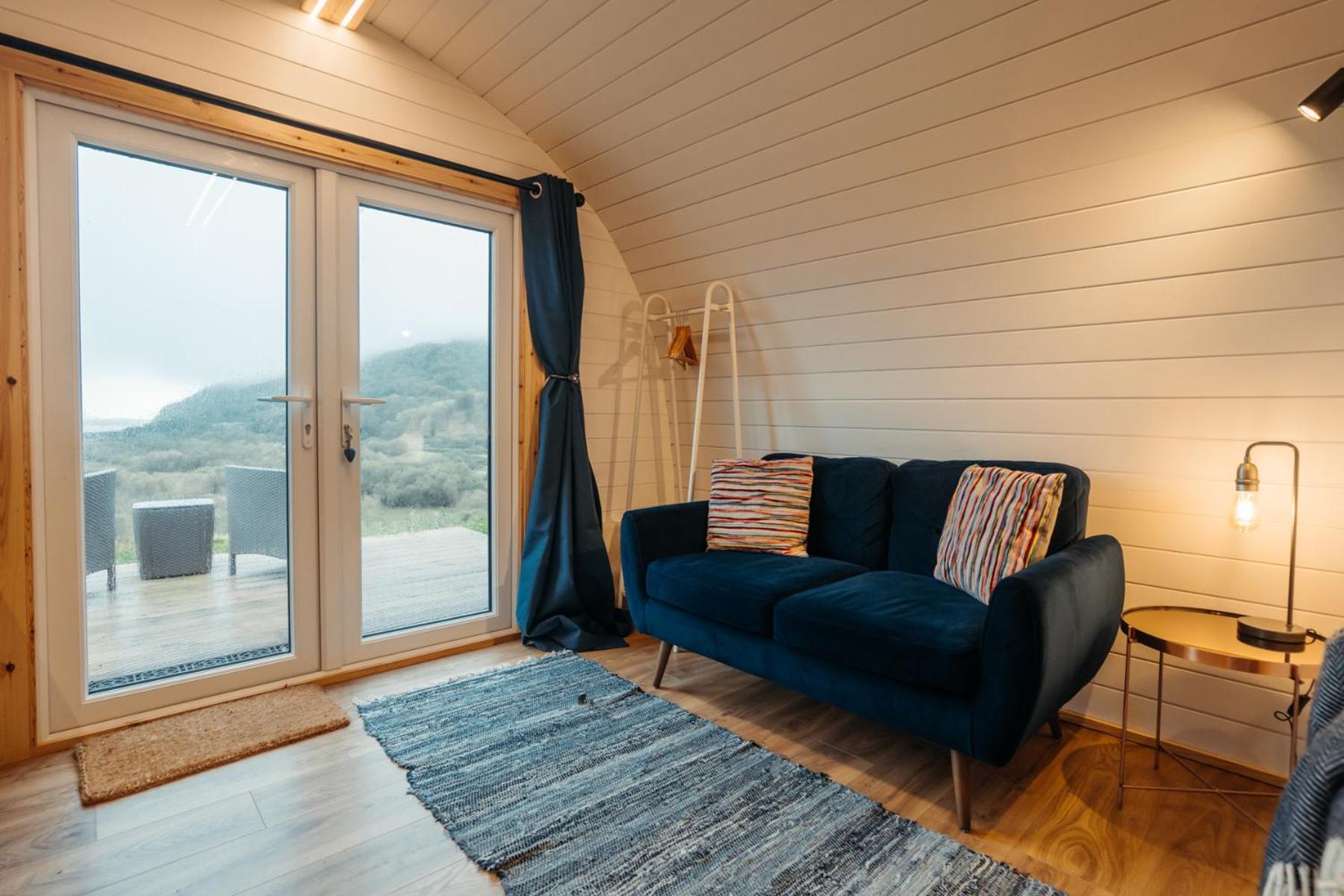 Cefn Crib Cabins Макънтлет Екстериор снимка