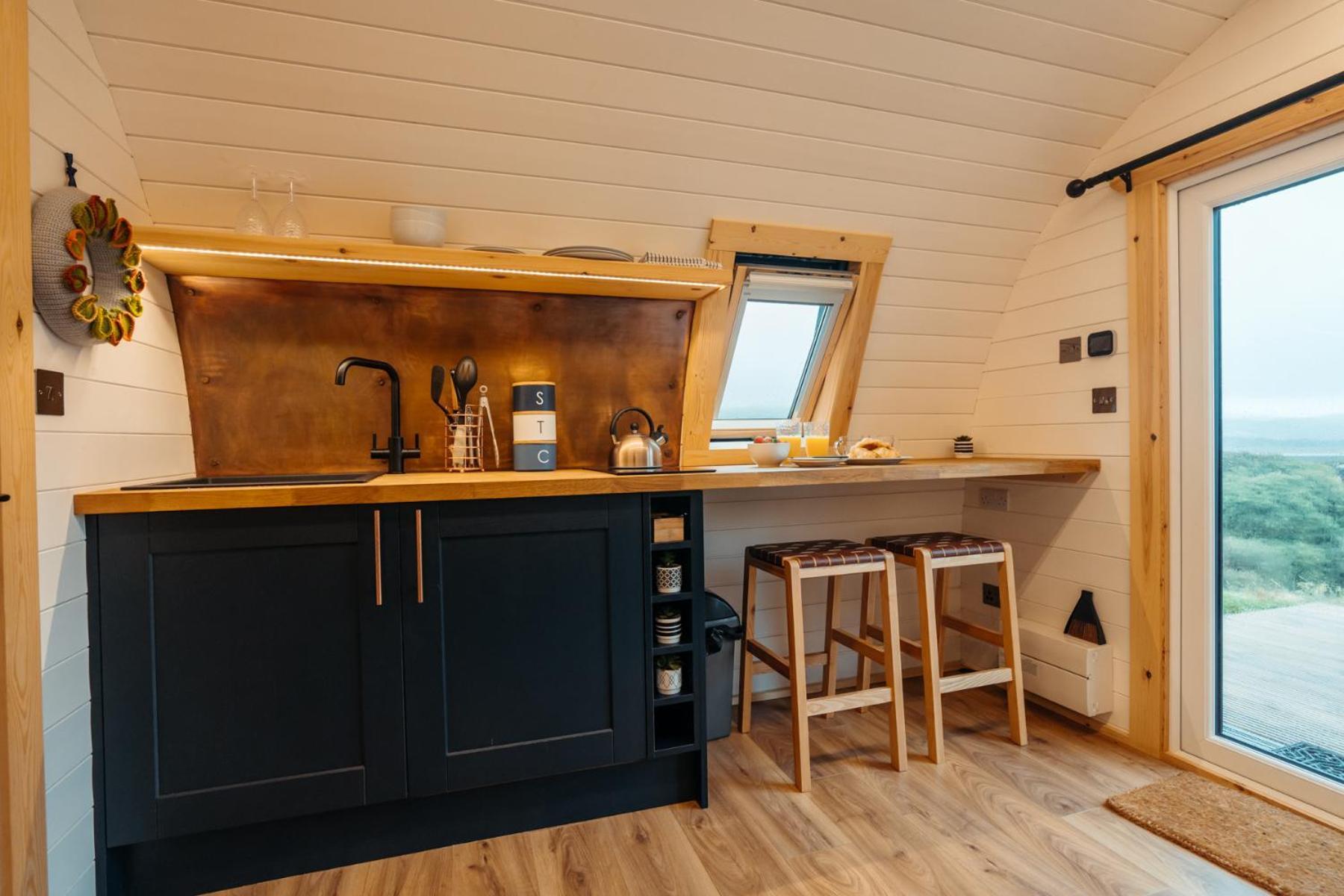Cefn Crib Cabins Макънтлет Екстериор снимка